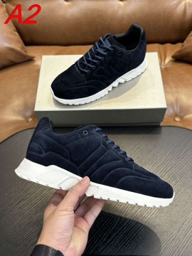 2026入荷しました【Armani】ローカットスニーカー スエード シンプル ブラック カジュアル 