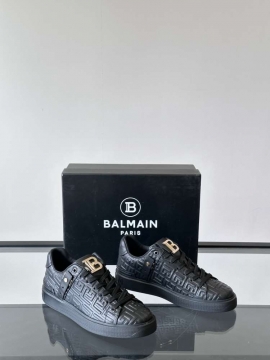 2026発売中！【Balmain】ローカットスニーカー レザー 型押し モノグラム×ゴールド BLACK×GOLD パーティー 