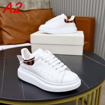 2026入荷【Alexander McQueen】オーバーサイズソール スニーカー レザー スカル图案 ホワイト ストリート 