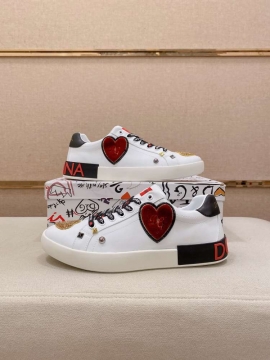 2026新作【Dolce & Gabbana】スニーカー レザー 金铆钉×ハート DG柄 ホワイト×バーガンディ カジュアル 