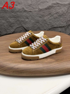 2026入荷しました【Gucci】スリッポン GGモノグラム×レザー ウェブストライプ グレー ストリート 