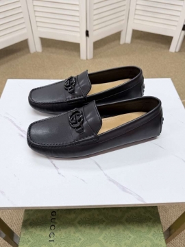 2026新作登場！【Hermès】スニ\-カー レザー ×  黑  孔あけ 运动 HE-