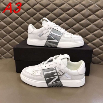 2026入荷しました【Valentino】スニーカー レザー VLTN織帯 ビット装飾 ブラック カジュアル 