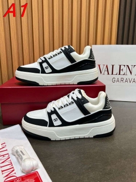 2026発売中！【Valentino】スニーカーレザー 拼接 B刻印装飾 プラットフォーム 白×黒 ストリート 