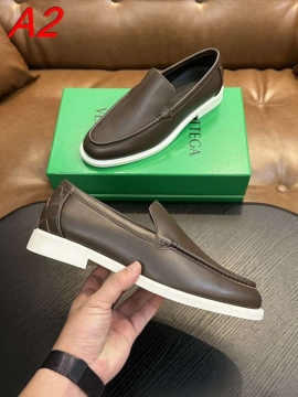 2026新作発表【Bottega Veneta】スリッポン レザー イントレチャート 無靴帯  ブラック×白 フォーマル 
