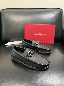 2026発売中！【Ferragamo】ローファー レザー 荔枝紋 ×  黑  马衔扣 ビジネス FERR-