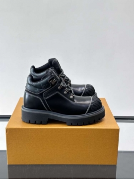 2026年夏新作【Louis Vuitton】ブーツ レザー ワークブーツ装饰 :black ストリート 