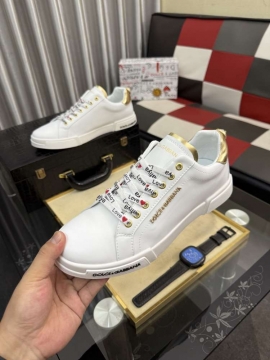 2026発売中！【Dolce & Gabbana】スニーカー レザー 金装飾 Love BABY柄 ホワイト×ゴールド カジュアル 