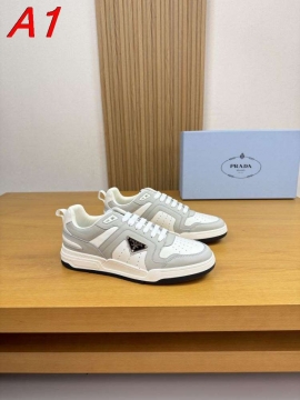 2026年夏新作【Prada】スニーカー 白×灰拼接 倒三角标识 白×黒分层厚底 カジュアル 