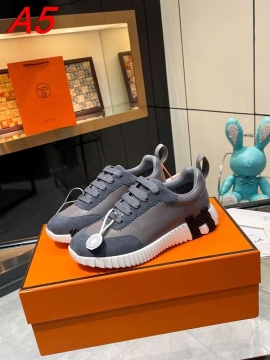 2026入荷しました【Gucci】チャンキースニーカー レザー GGモノグラム 撞色 ベージュ ストリート 