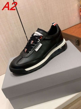 2026入荷しました【Thom Browne】スニーカー レザー 拼色デザイン トリコロール ストリート 