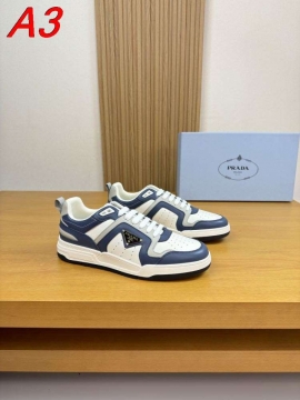 2026年夏新作【Prada】スニーカー 白×灰拼接 倒三角标识 白×黒分层厚底 カジュアル 
