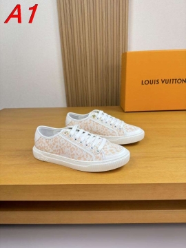 2026新作登場！【Louis Vuitton】スニーカーレザー×クロス ロゴ 豹纹装饰 :white カジュアル 