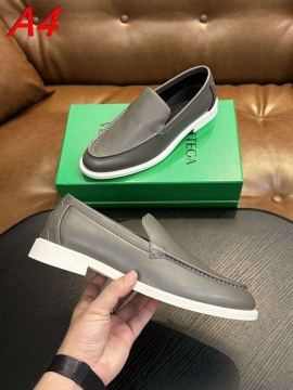 2026新作発表【Bottega Veneta】スリッポン レザー イントレチャート 無靴帯  ブラック×白 フォーマル 