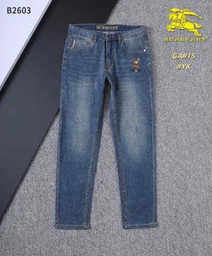 バーバリー 2026 【春夏新作】デニムパンツ 上品シルエット 通気性バツグン 着回し抜群 万能アイテム