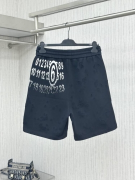 メゾン マルジェラ 2026 【夏新作】カジュアルショーツ 夏にぴったり 高級素材使用 着回し抜群 万能アイテム