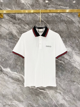 2026 グッチ 夏新着 無地 ポロカラー半袖Tシャツ きめ細かく柔らかな肌触り...
