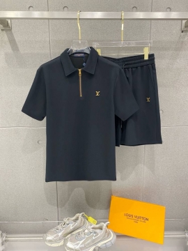 2026 ルイヴィトン 夏新着 夏用半袖セットアップ 厳選高番手素材通気性 ベーシック ブランド コピー