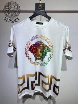 2026 ヴェルサーチ 夏新着 シルケットコットン クルーネック半袖Tシャツ 柔らか肌触り型崩れなし ブランド コピー