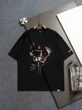2026 バレンシアガ 夏先行販売 ハイエンドカスタム クルーネック半袖Tシャツ 欧州サイズ大きめ カジュ ブランド コピー