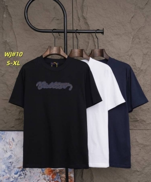 2026 ルイヴィトン 夏コーデ ビジカジ クルーネック半袖Tシャツ デイリービジカジカジュアル ブランド コピー