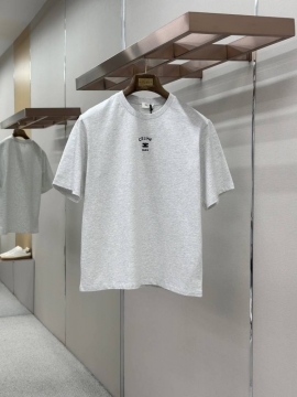 2026 セリーヌ 夏コーデ パリ刺繍 クルーネック半袖Tシャツ 柔らか肌触り型崩れなし ブランド コピー