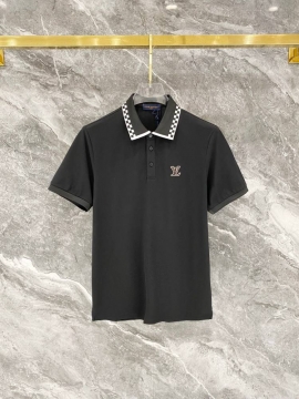 2026 ルイヴィトン 夏新着 ベーシック ポロカラー半袖Tシャツ 洗濯耐久性抜群 ブランド コピー