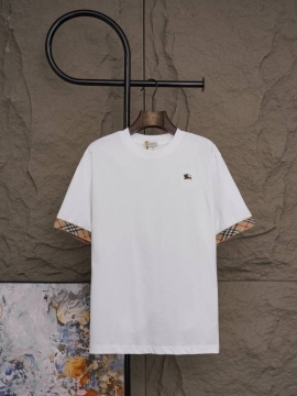 2026 バーバリー 夏新着 上質仕立て クルーネック半袖Tシャツ 柔らか肌触り型崩れなし ブランド コピー