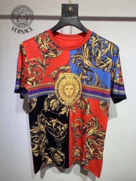 2026 ヴェルサーチ 夏新着 シルケットコットン クルーネック半袖Tシャツ きめ細かく柔らかな肌触り ブランド コピー