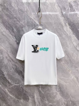 2026 ルイヴィトン 夏先行販売 ハイエンドカスタム クルーネック半袖Tシャツ きめ細かく柔らかな肌触り ブランド コピー