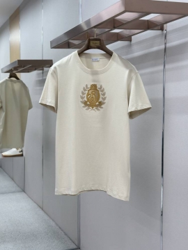 2026 バーバリー 夏新着 刺繍ロゴ クルーネック半袖Tシャツ リラックスオーバーシルエット ブランド コピー