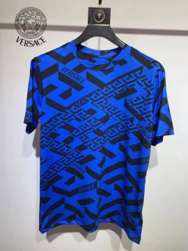 2026 ヴェルサーチ 夏コーデ シルケットコットン クルーネック半袖Tシャツ ...