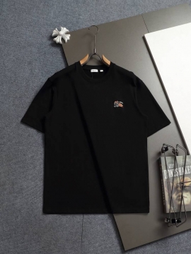 2026 バーバリー 夏新着 ヴィンテージ クルーネック半袖Tシャツ 欧州サイズ大きめ シンプル合わせや ブランド コピー