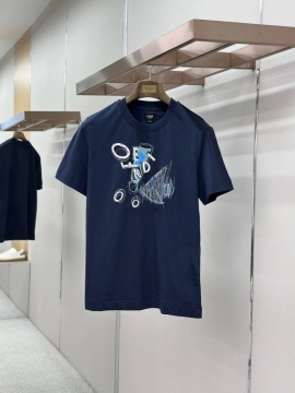 2026 フェンデイ 夏新着 金魚プリント クルーネック半袖Tシャツ デイリービ...
