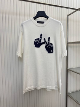 2026 ルイヴィトン 夏新着 刺繍 クルーネック半袖Tシャツ リラックスオーバーシルエット シンプル ブランド コピー