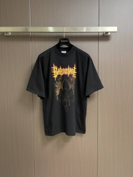 2026 バレンシアガ 夏コーデ フロッキープリント クルーネック半袖Tシャツ リラックスオーバーシルエッ ブランド コピー