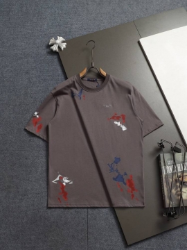 2026 ルイヴィトン 夏先行販売 ハイエンドカスタム クルーネック半袖Tシャツ 欧州サイズ大き デイリー ブランド コピー
