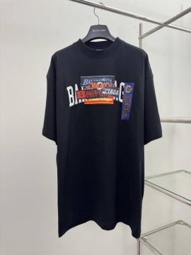 2026 バレンシアガ 夏新着 刺繍 クルーネック半袖Tシャツ 柔らか肌触り型崩れなし ブランド コピー
