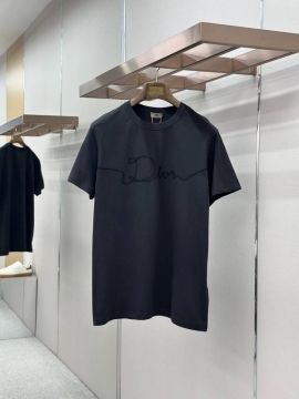 2026 ディオール 夏新着 コーマ綿刺繍 クルーネック半袖Tシャツ きめ細かく柔らかな肌触り ブランド コピー