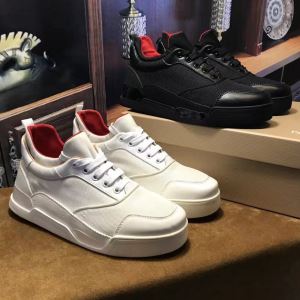 ランニングシューズ豊富なサイズ 2色可選クリスチャンルブタン Christian Louboutin 2020