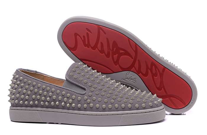 めちゃくちゃお得 2020 クリスチャンルブタンChristian Louboutin フラットシューズ