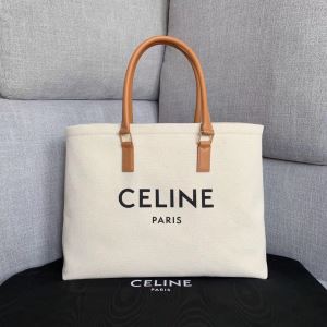 季節感をプラス人気商品 セリーヌ CELINE 春夏に役立つカジュアル レディースバッグ 2020春夏も引き続きトレンド
