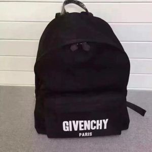 GIVENCHY バッグ 2020春夏トレンドアイテム オシャレな印象に ジバンシー
