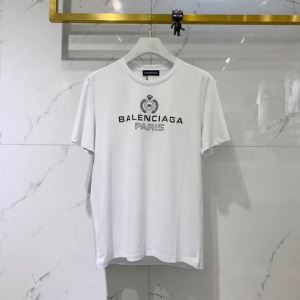 バレンシアガ 2色可選 絶対に見逃せない BALENCIAGA 累積売上総額第１位 半袖Tシャツ 20SS☆送料込