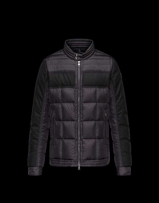 コスパ最高のプライス2020秋冬 モンクレールMONCLER ダウンジャケットふわふわな感触