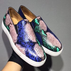 最新のトレンドブランド人気的 2020春夏は人気定番 クリスチャンルブタン Christian Louboutin スニーカー、靴 2色可選
