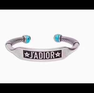 ディオール DIOR キレイめ感が強い ブレスレット甘過ぎず大人な印象に 春夏の流行り2020新品