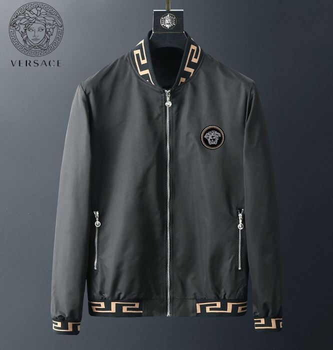 春夏大活躍2020ヴェルサーチ ジャケット メンズ VERSACEスーパーコピー 品 使いやすさが魅力的ウィンドブレーカー 新作