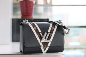 最近人気一番 LOUIS VUITTON ルイ ヴィトン ショルダーバッグ 3色可選 高感度アイテム