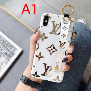 秋冬にお世話になる定番 多色可選 気になる2020年秋のファッション ルイ ヴィトン LOUIS VUITTON ケータイケース